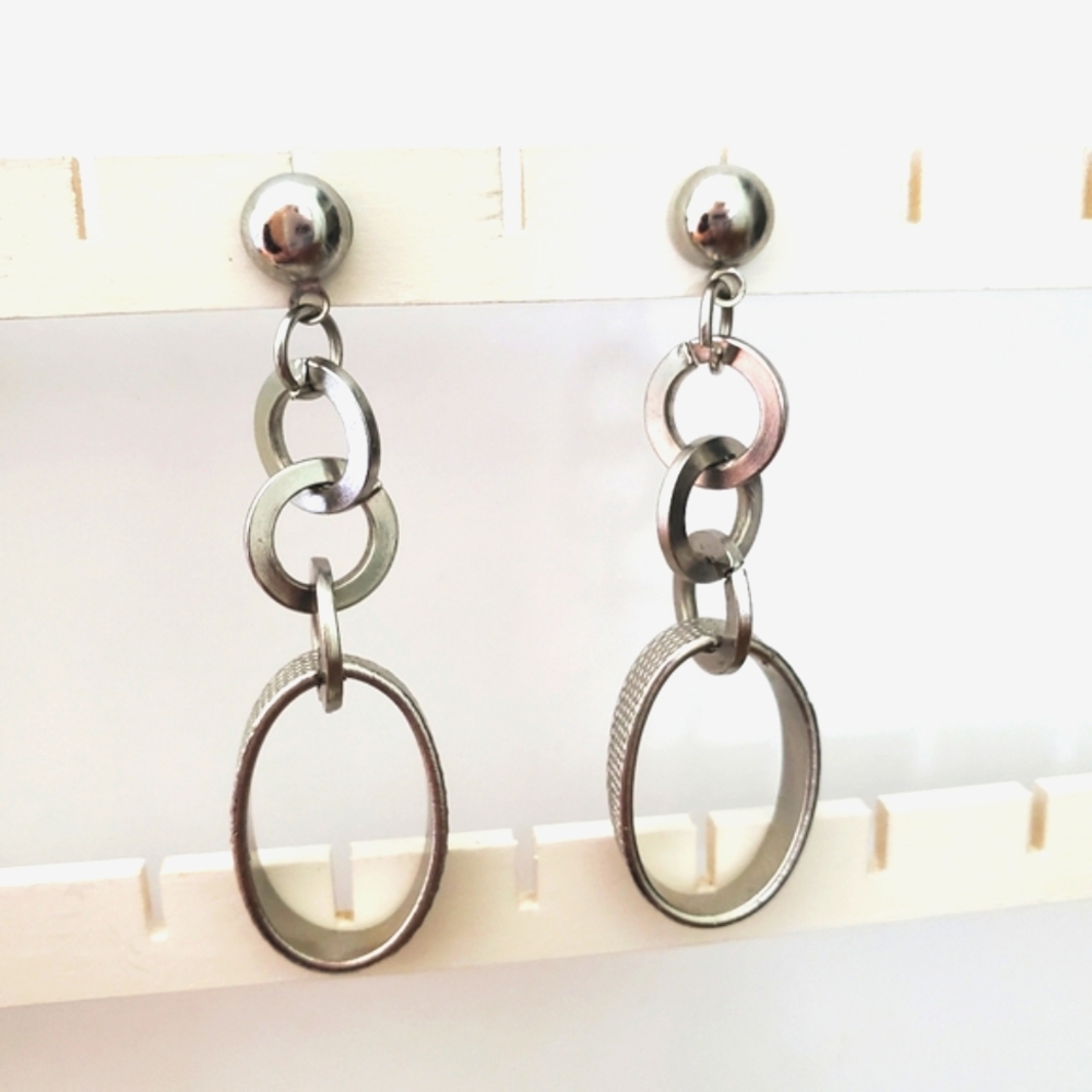 Drop earrings